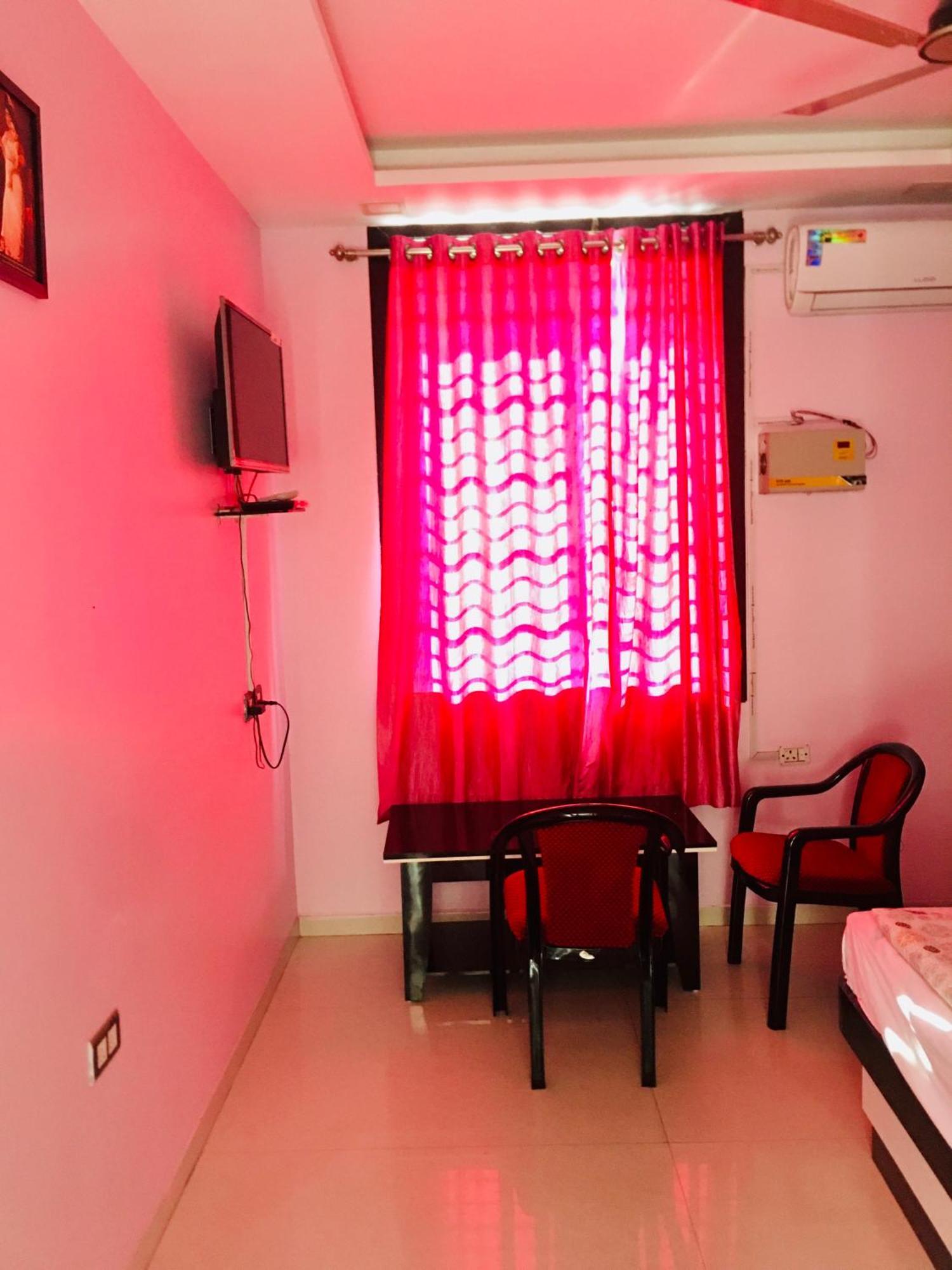 Chanda Palace Guest House Hazaribag Экстерьер фото